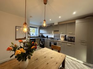 Kitchen- click for photo gallery